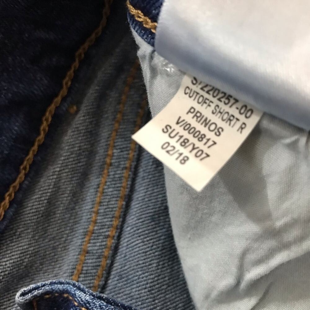 Old Navy Boyfriend Seamed Cutoff Denim Jean Shorts Dark wash stretch Cutoffs 8 - Picture 11 of 11